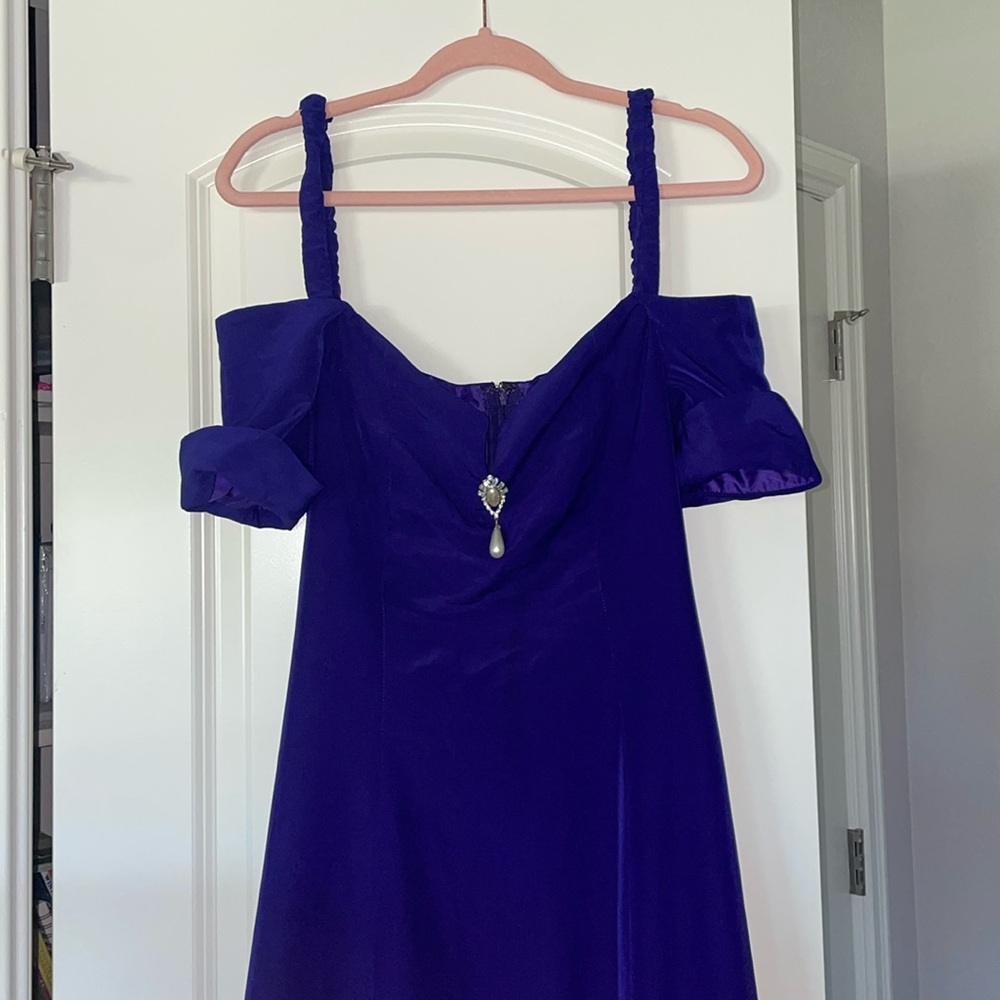 Purple 90s style prom dress